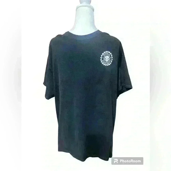 Newer condition. Back side is completely black. No design. - Picture 1 of 2